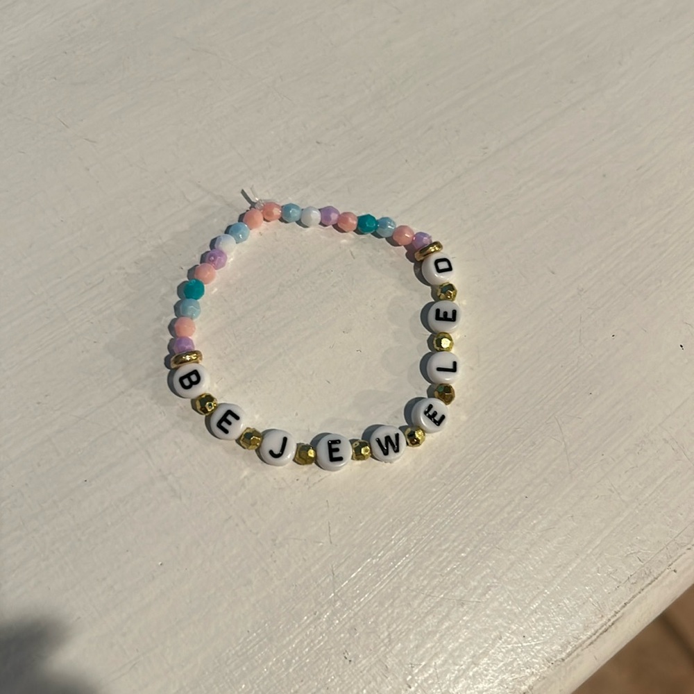 Taylor Swift Friendship Bracelet “Bejeweled”